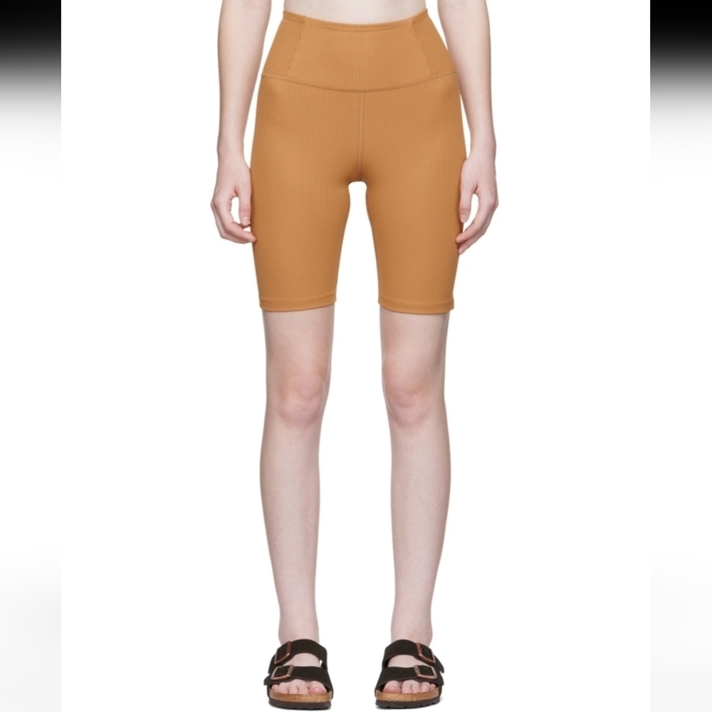 Girlfriend Collective Rib High-Rise Run Shorts. Toffee (Yellow, Brown). 8". M.